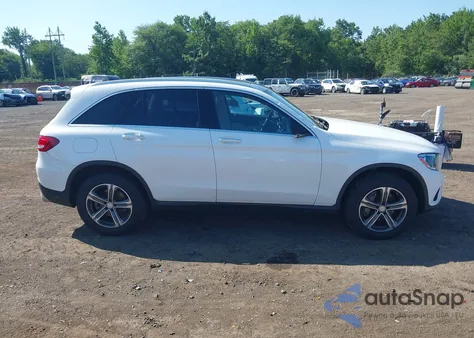 2017 Mercedes-Benz Glc 300 4Matic from USA, damaged, VIN WDC0G4KB4HF138693
